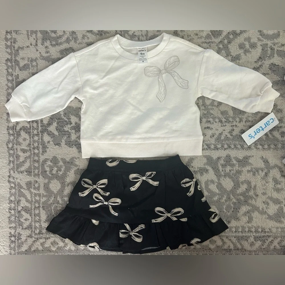 NWT Carter’s Baby 2-Piece Bow Print Sweatshirt & Skirt Dress- Size 9M